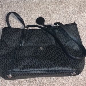 Micheal Kors purse